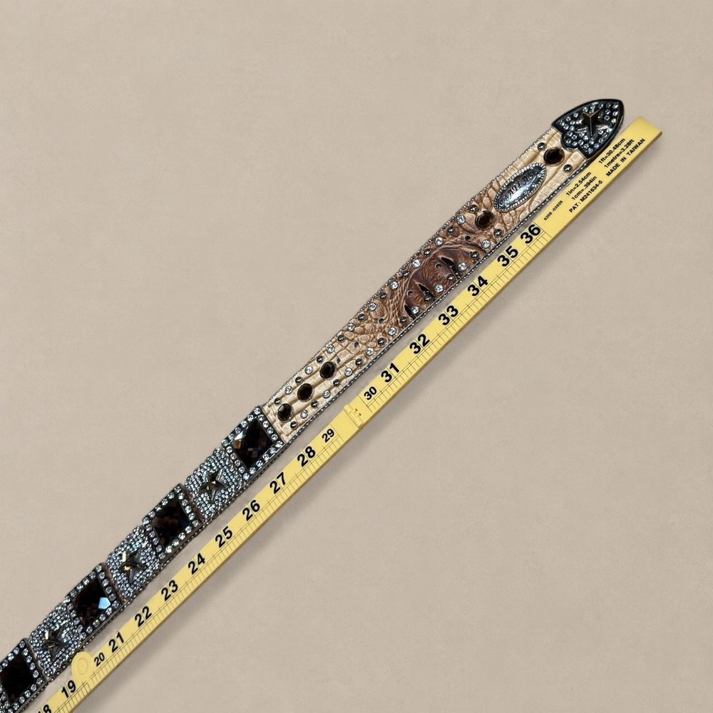 Western Rhinestone Statement Belt - Picture 6 of 7